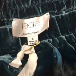 Jade by Johnny Was Carter tapered pant.